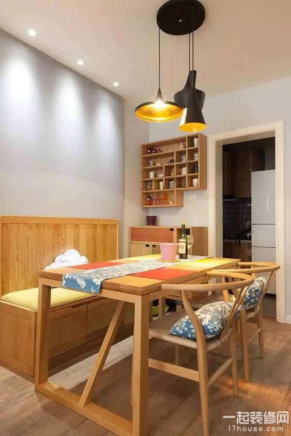 95㎡北欧两居,客厅书柜墙太赞了! 95㎡北欧两居,客厅书柜墙太赞了!